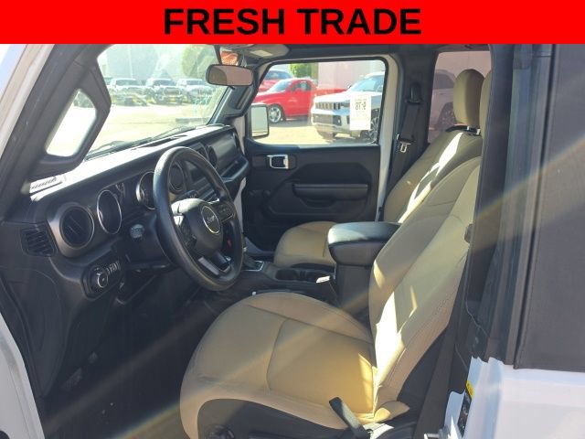 Used 2022 Jeep Wrangler Sport AWD/4WD image 13
