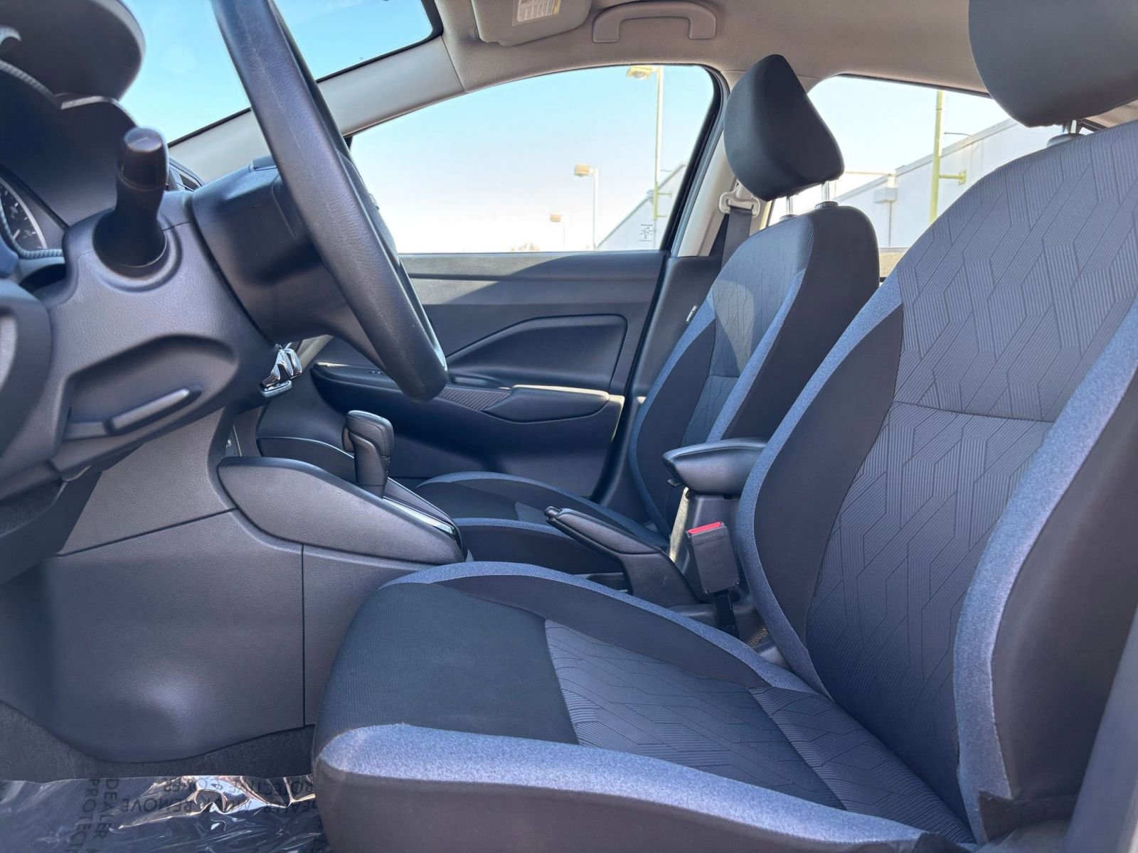 Used 2025 Nissan Versa SV FWD image 24