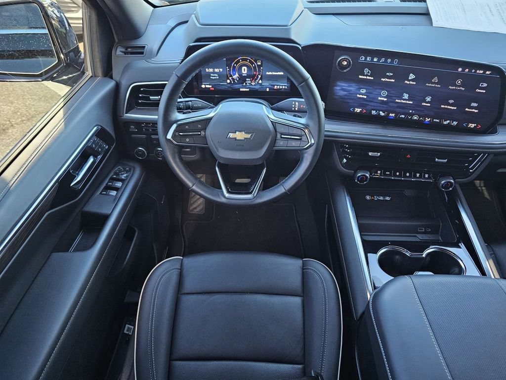 Used 2025 Chevrolet Tahoe Premier RWD image 16