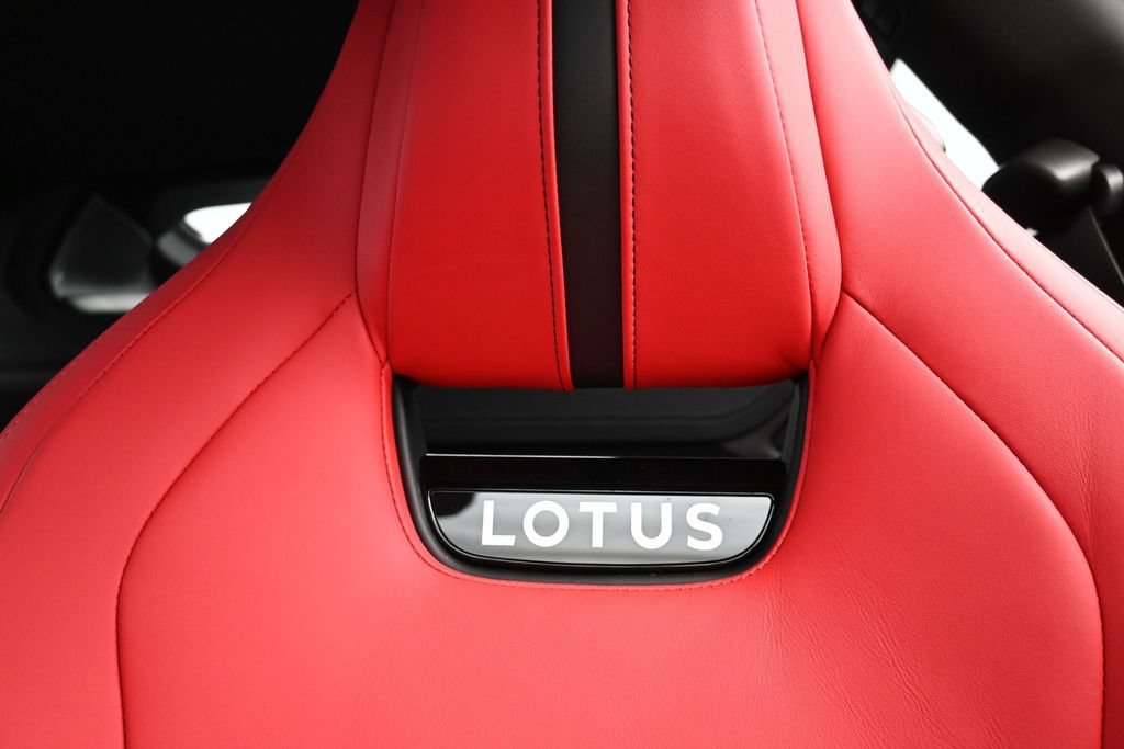 Used 2025 Lotus Emira RWD image 13