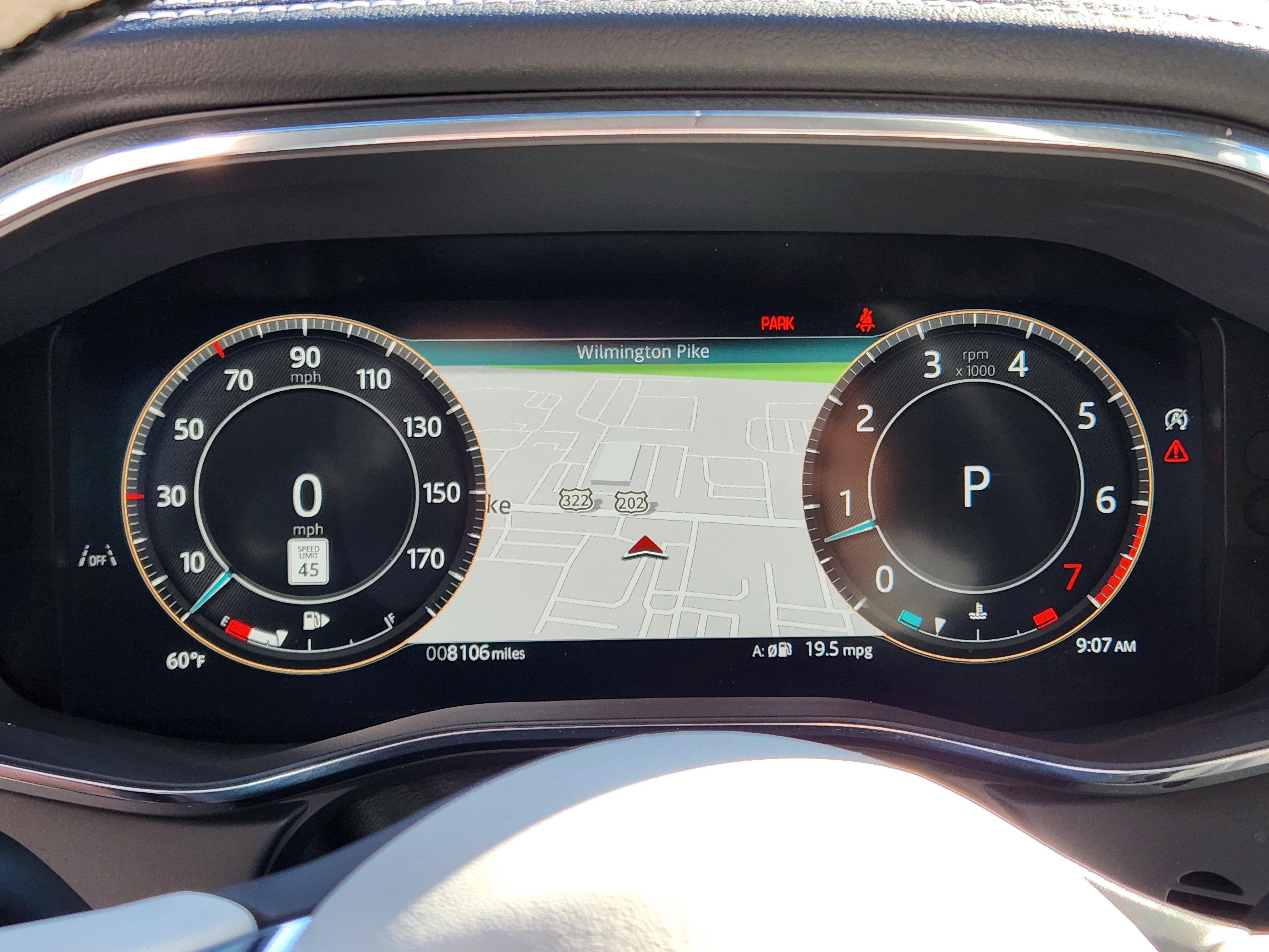 Certified 2025 Jaguar F-PACE R-Dynamic S image 19