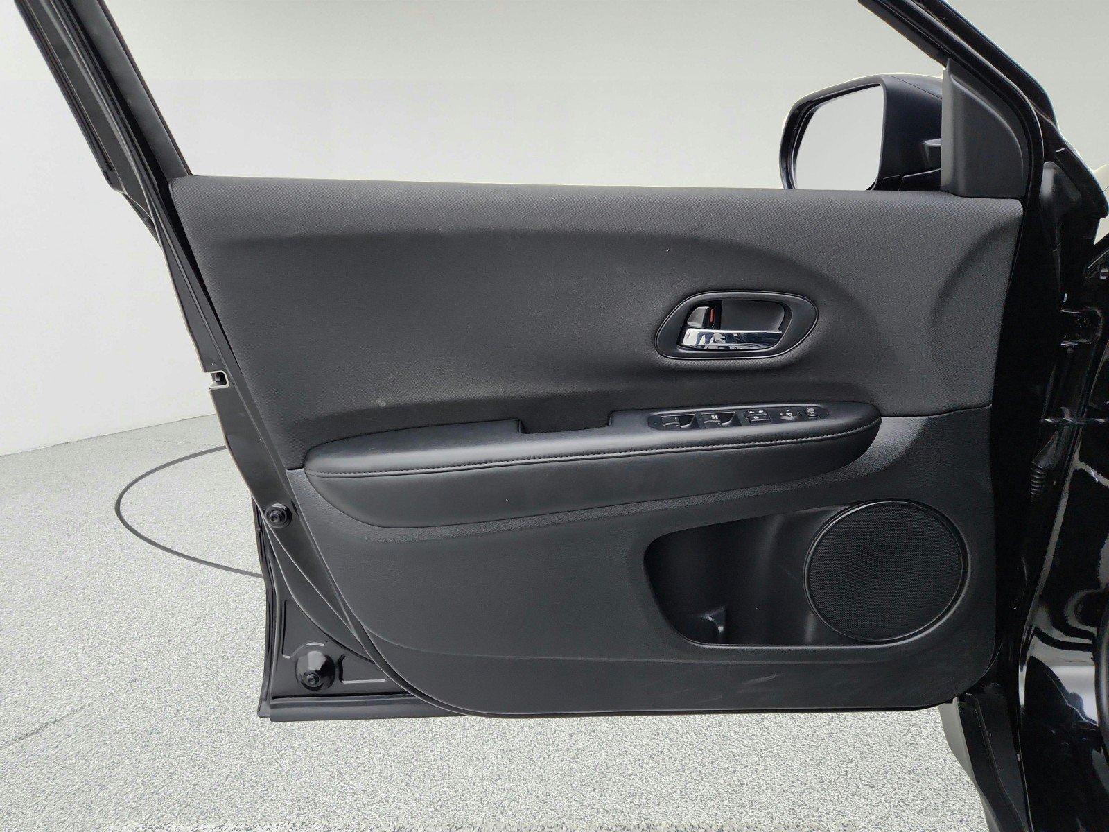 Used 2022 Honda HR-V LX image 24