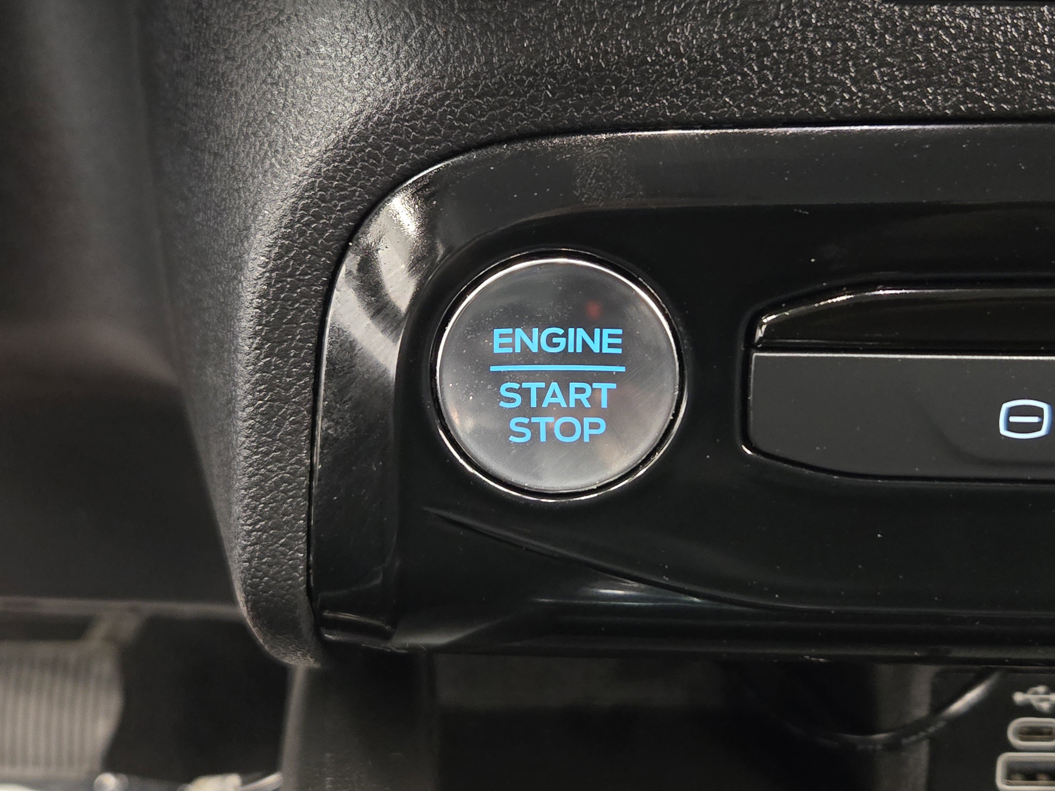 Certified 2024 Ford Escape PHEV image 20