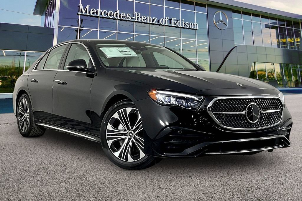 New 2026 Mercedes-Benz E 350 4MATIC Sedan image 1