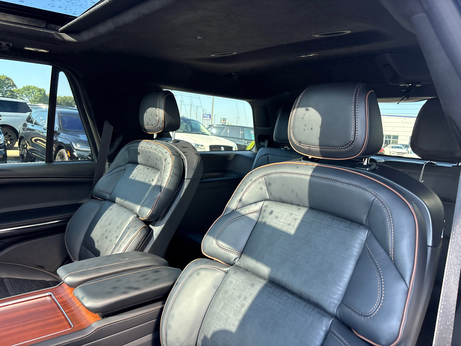 New 2025 Lincoln Navigator Black Label image 27