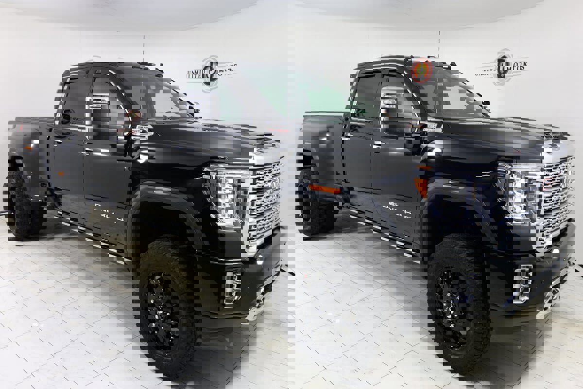 Used 2022 GMC Sierra 3500 Denali image 39