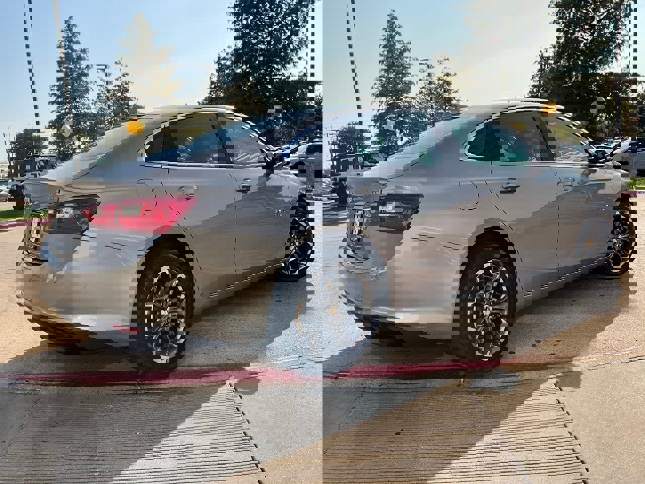 Used 2024 Chevrolet Malibu LT image 6