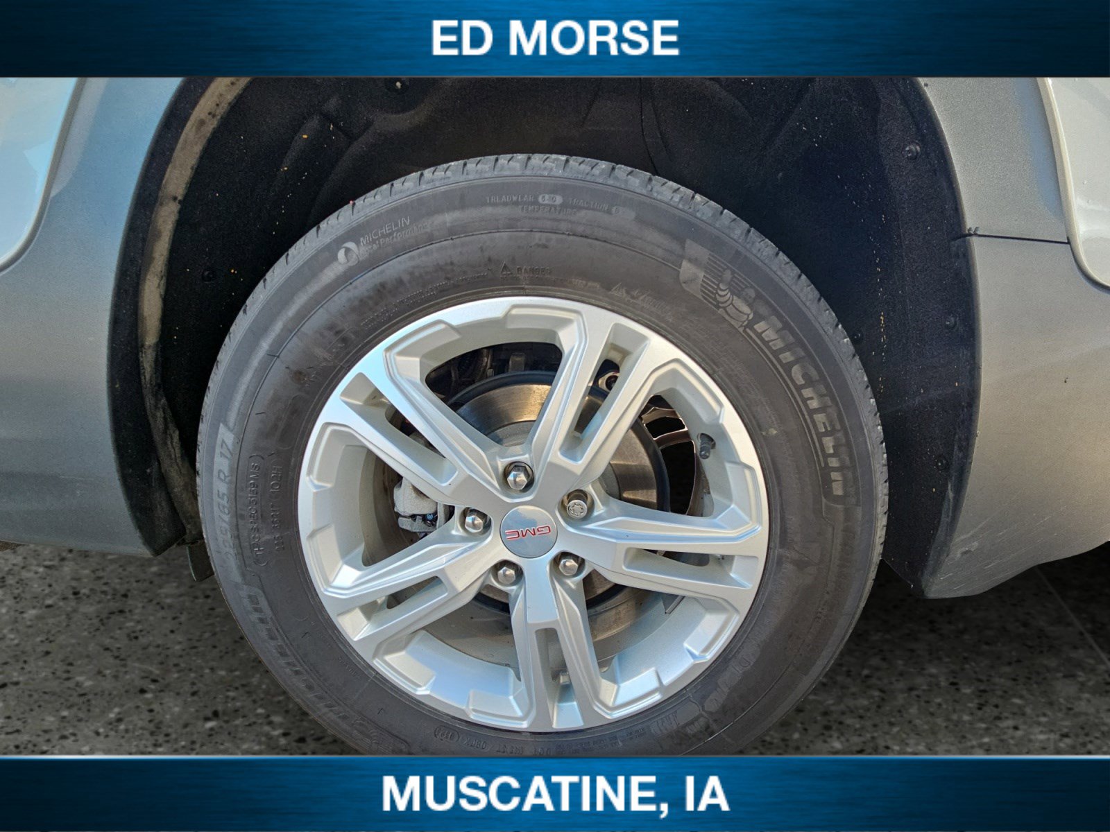 Used 2023 GMC Terrain SLE w/ Driver Convenience Package image 10