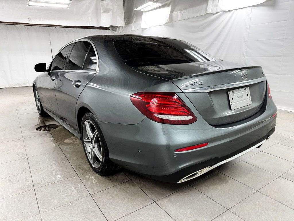 Used 2017 Mercedes-Benz E 300 4MATIC image 4