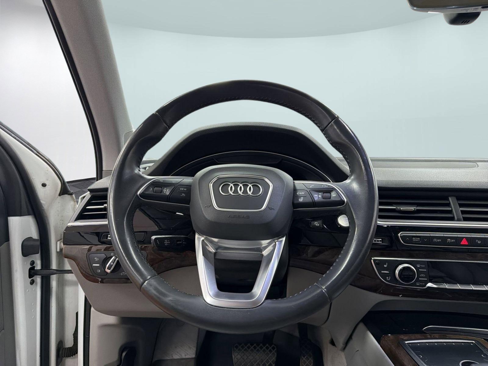 Used 2019 Audi Q7 3.0T Prestige image 22