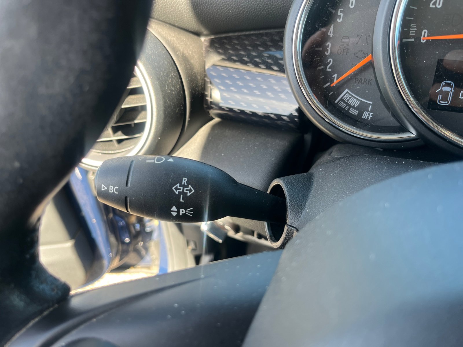 Used 2015 MINI Cooper S image 12