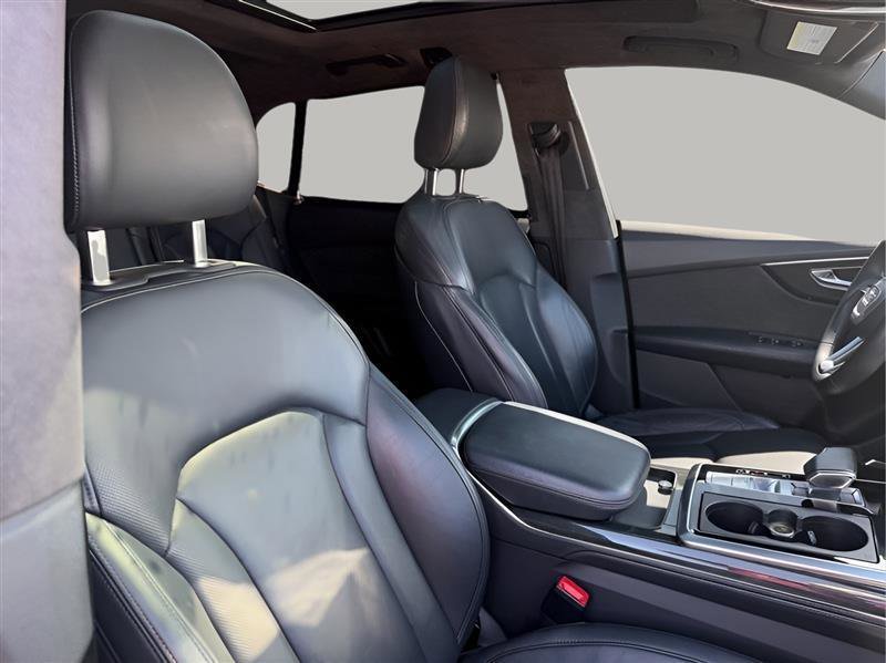 Used 2020 Audi Q8 Prestige w/ Prestige Package AWD/4WD image 20