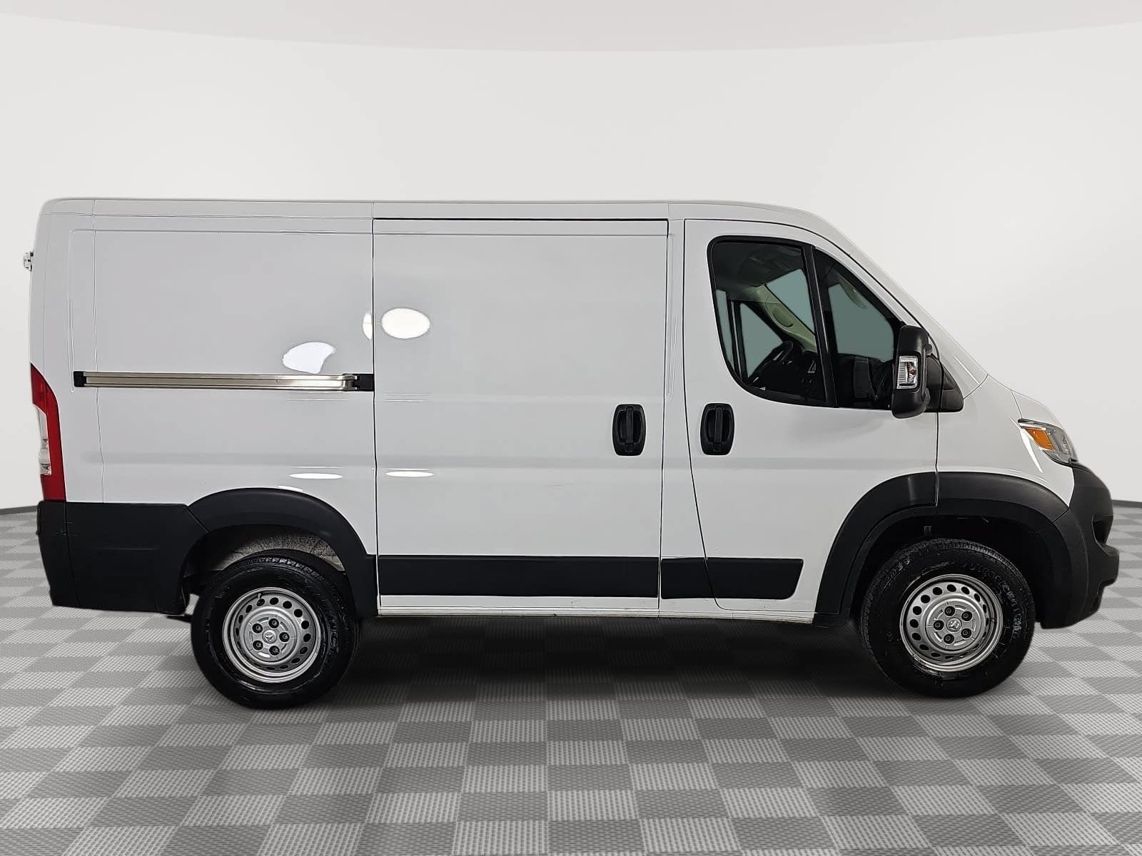 Used 2024 RAM ProMaster 1500 w/ Convenience Group FWD image 9