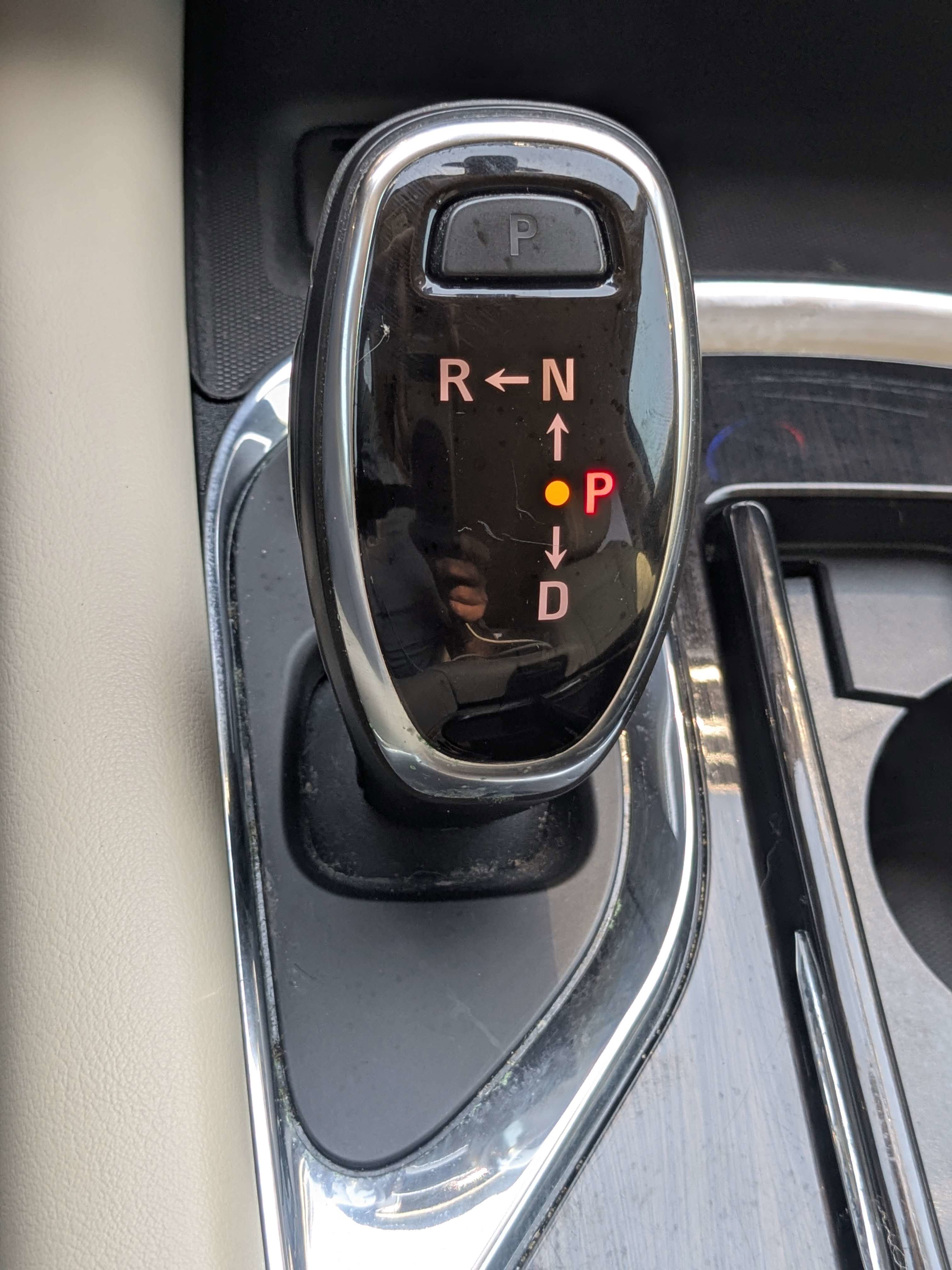 Used 2020 Buick Enclave Essence FWD image 27