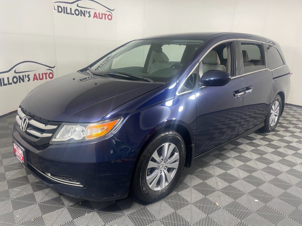Used 2016 Honda Odyssey SE image 2