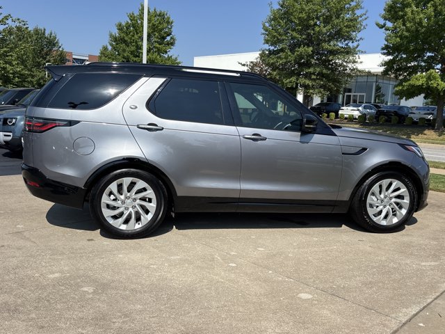 Used 2023 Land Rover Discovery S R-Dynamic AWD/4WD image 2