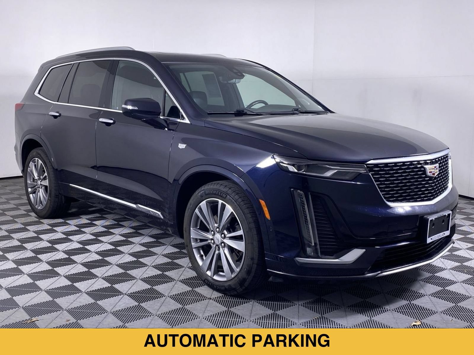 Certified 2022 Cadillac XT6 Premium Luxury w/ Technology Package AWD/4WD image 26