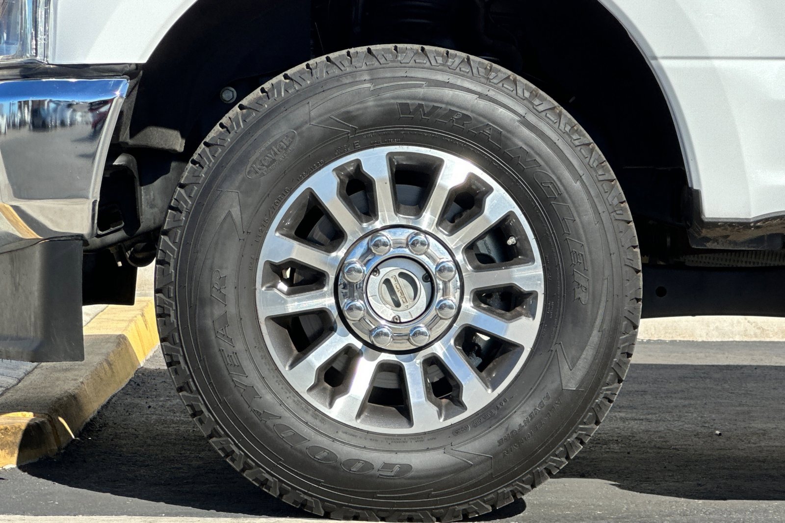 Used 2022 Ford F250 Lariat w/ Lariat Value Package image 24