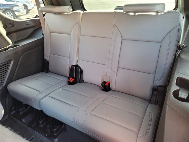 Used 2024 Chevrolet Tahoe Z71 w/ Luxury Package image 24