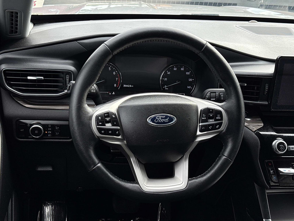 Certified 2023 Ford Explorer Limited RWD image 8