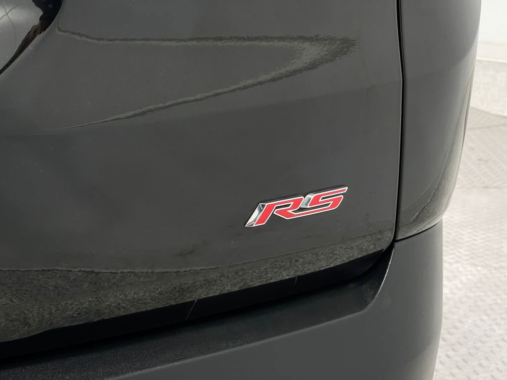 Used 2021 Chevrolet Traverse RS w/ LPO, 'HIT The Road' Package image 42