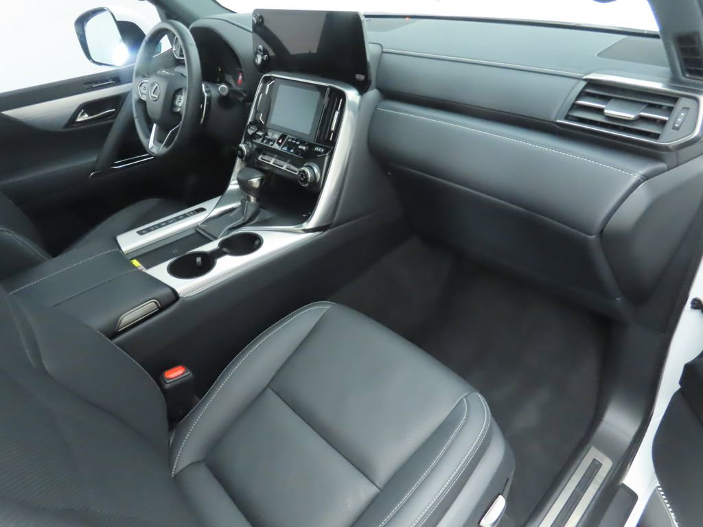 Certified 2024 Lexus LX 600 F Sport image 17