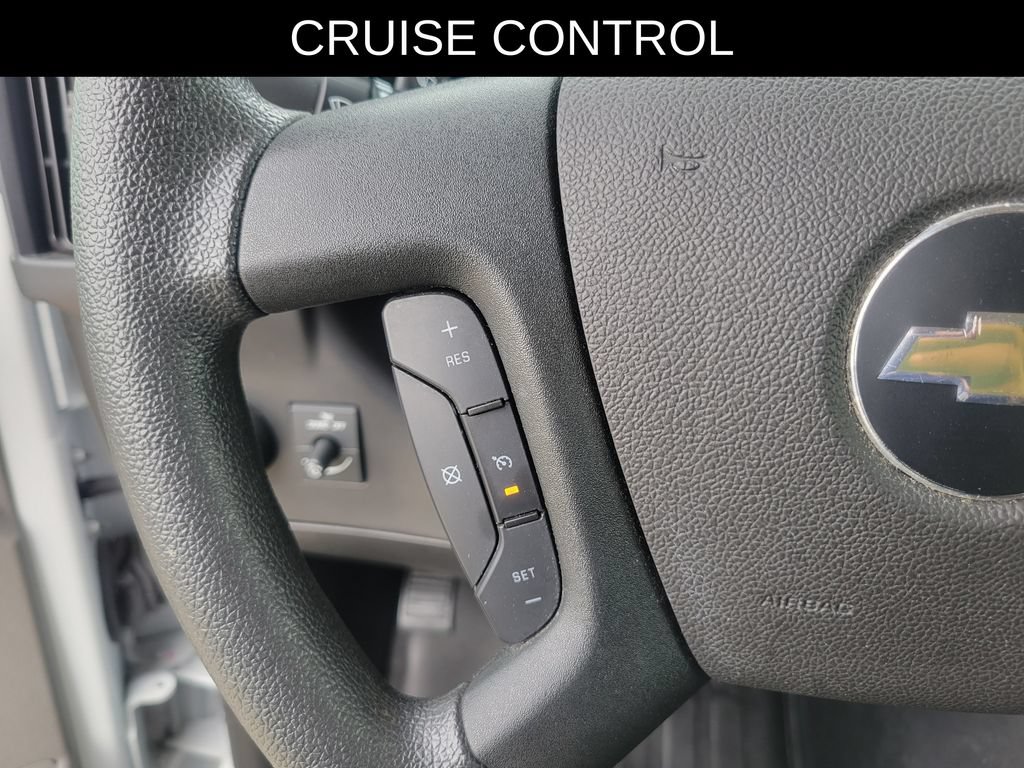 Used 2024 Chevrolet Express 2500 w/ Driver Convenience Package RWD image 18