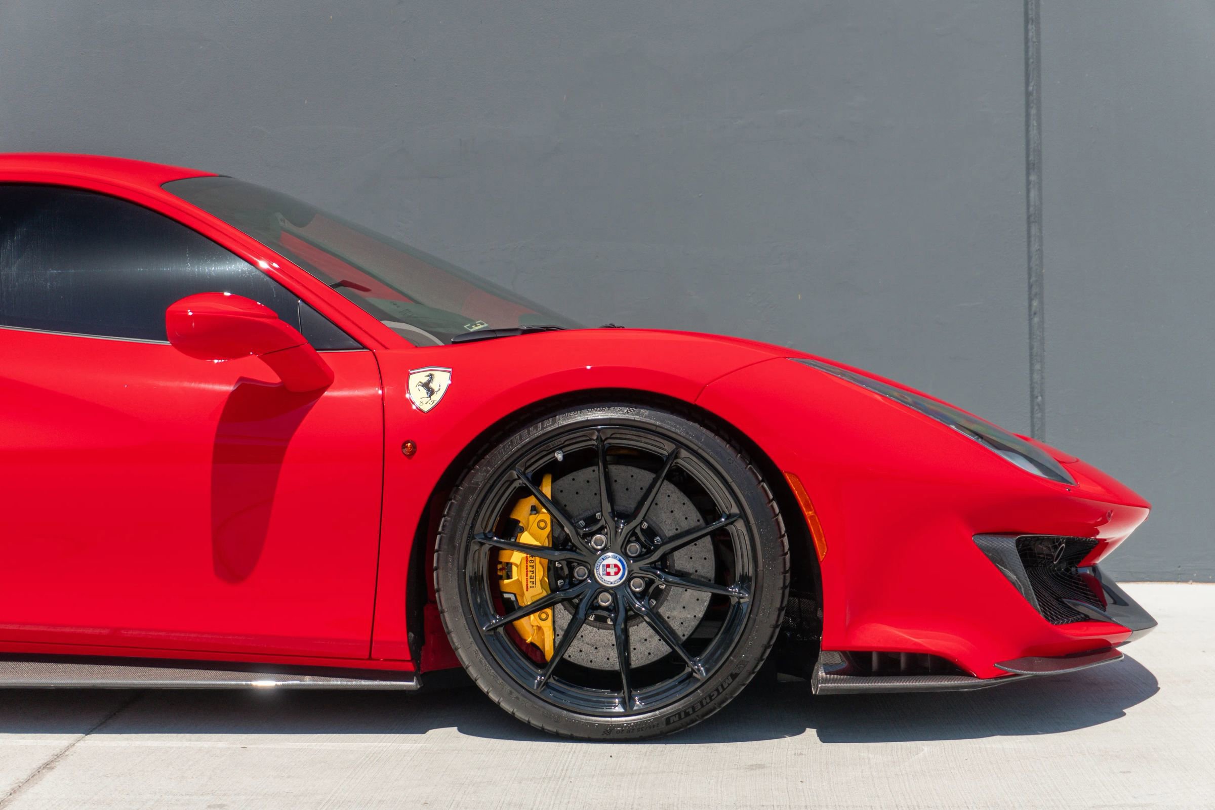 Used 2019 Ferrari 488 Pista Coupe RWD image 40