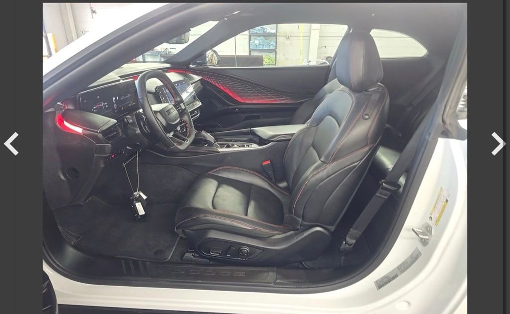 Used 2024 Dodge Charger Daytona R/T w/ Plus Group AWD/4WD image 12
