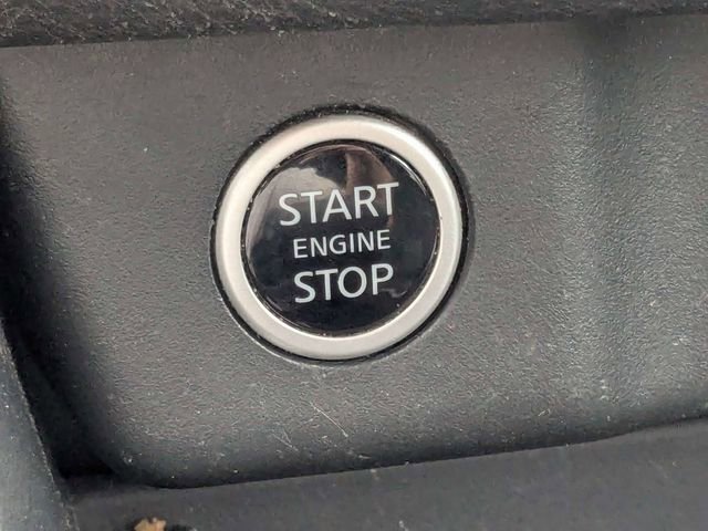 Used 2023 Nissan Rogue S FWD image 30