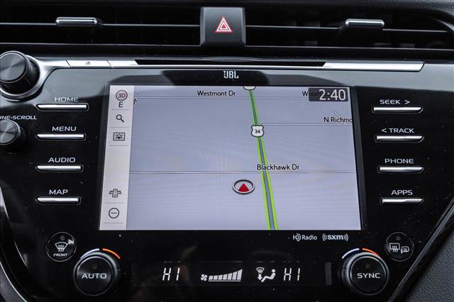 Used 2020 Toyota Camry XLE image 16
