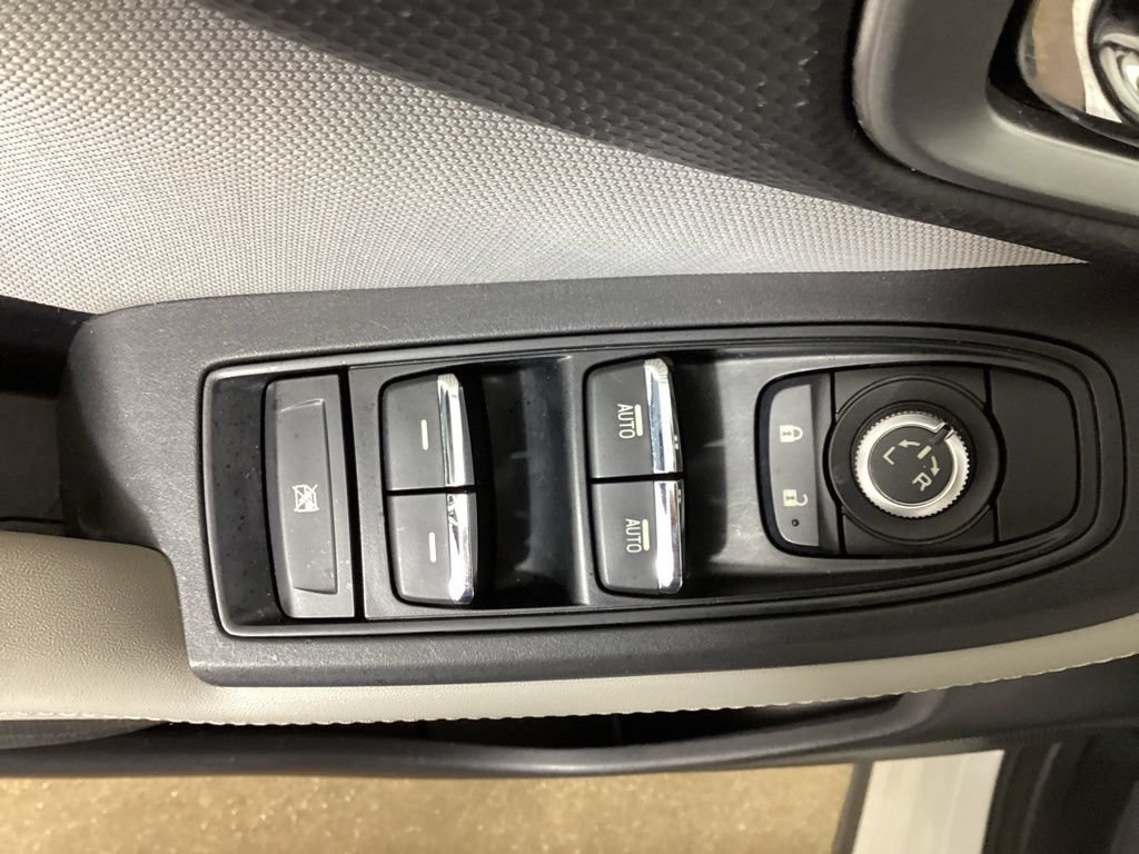 Used 2020 Subaru Forester Premium AWD/4WD image 15