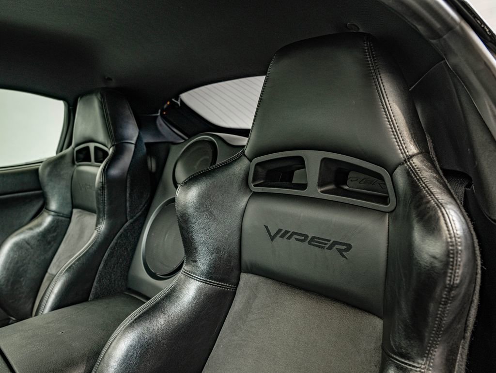 Used 2006 Dodge Viper SRT-10 image 35