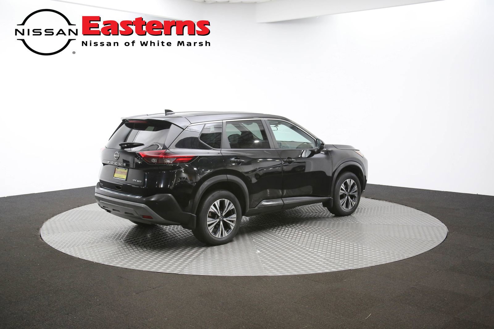 Used 2022 Nissan Rogue SV image 35