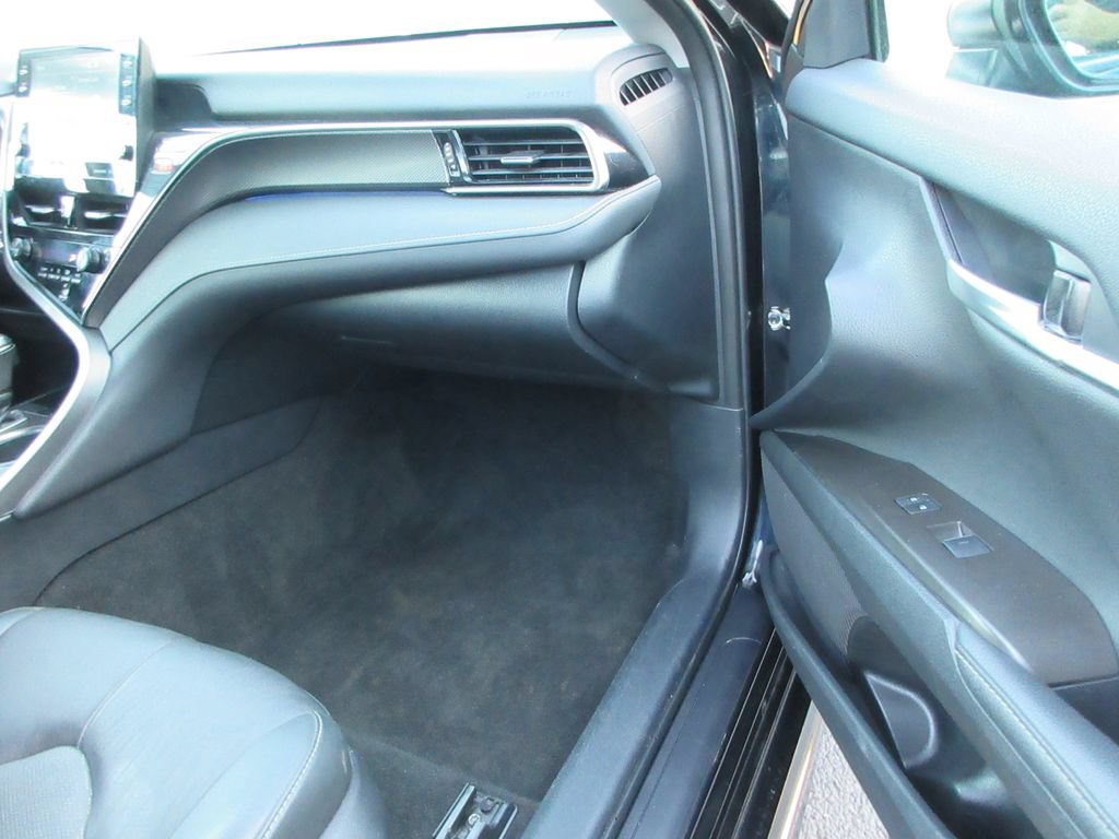 Used 2024 Toyota Camry XSE FWD image 18