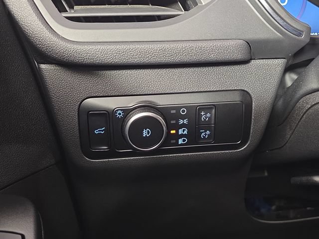 Used 2023 Ford Escape Platinum AWD/4WD image 25