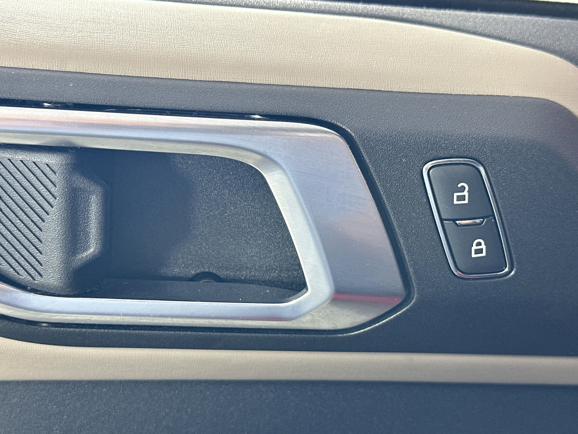 Used 2022 Ford Bronco Wildtrak image 18