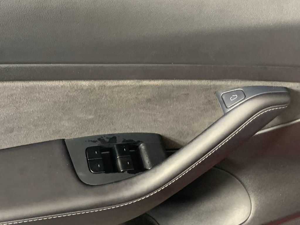 Used 2021 Tesla Model 3 Standard Range RWD image 14