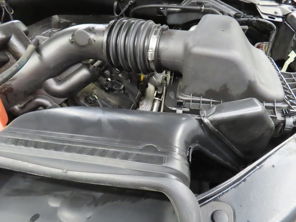 Used 2017 Ford F150 XLT AWD/4WD image 21