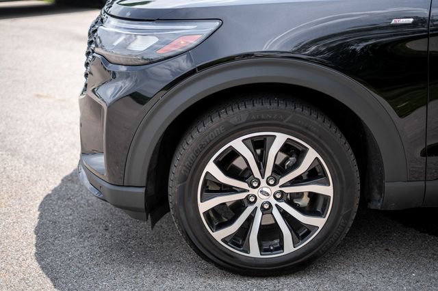 Used 2025 Ford Explorer ST-Line AWD/4WD image 9