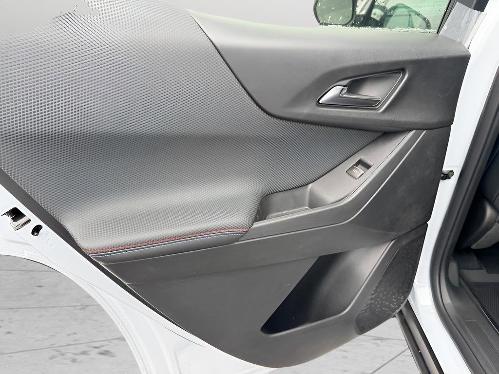 New 2026 Chevrolet Equinox RS image 32