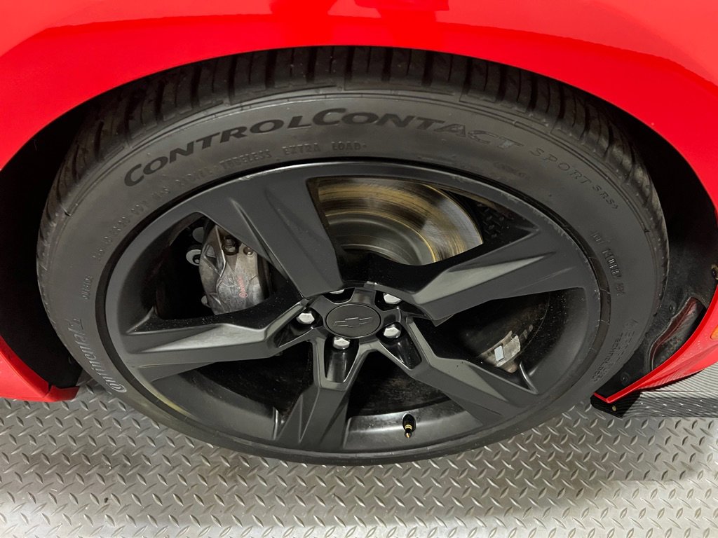Used 2018 Chevrolet Camaro SS image 16