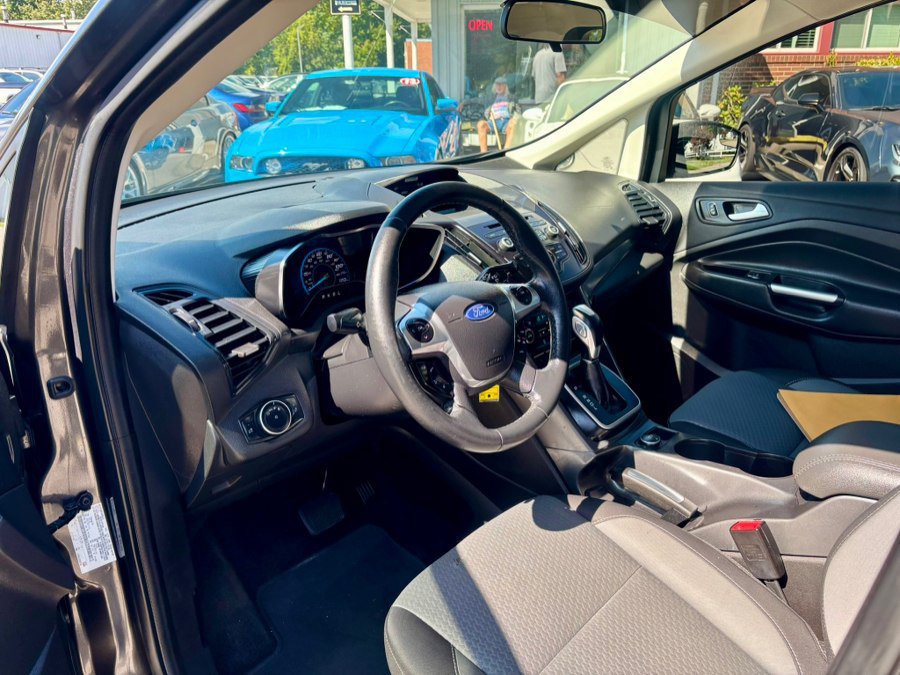 Used 2017 Ford C-MAX SE FWD image 11