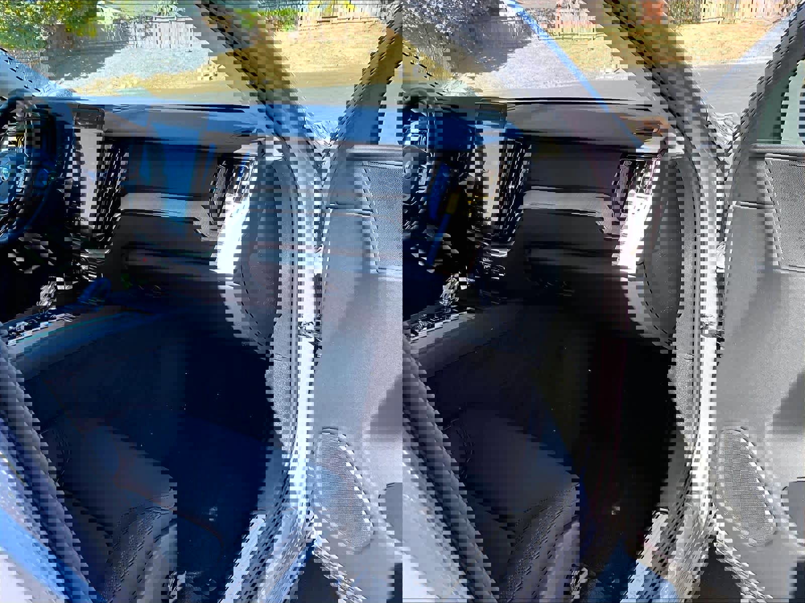 New 2026 Volvo XC60 B5 Plus w/ Climate Package image 28