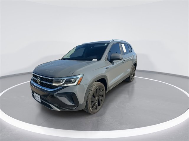 Used 2024 Volkswagen Taos SEL video 4