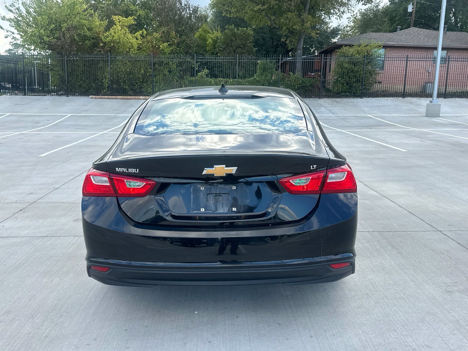 Used 2024 Chevrolet Malibu LT FWD image 4