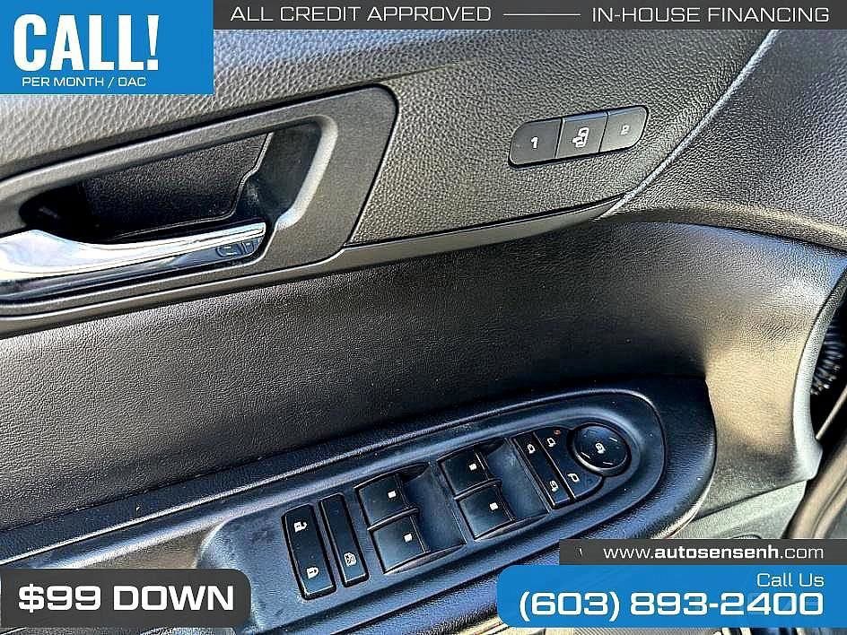 Used 2014 Chevrolet Traverse LTZ AWD/4WD image 12