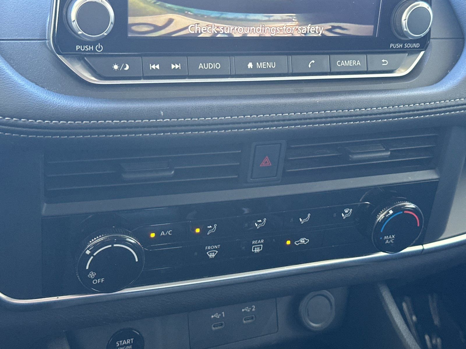 Used 2024 Nissan Rogue S image 19