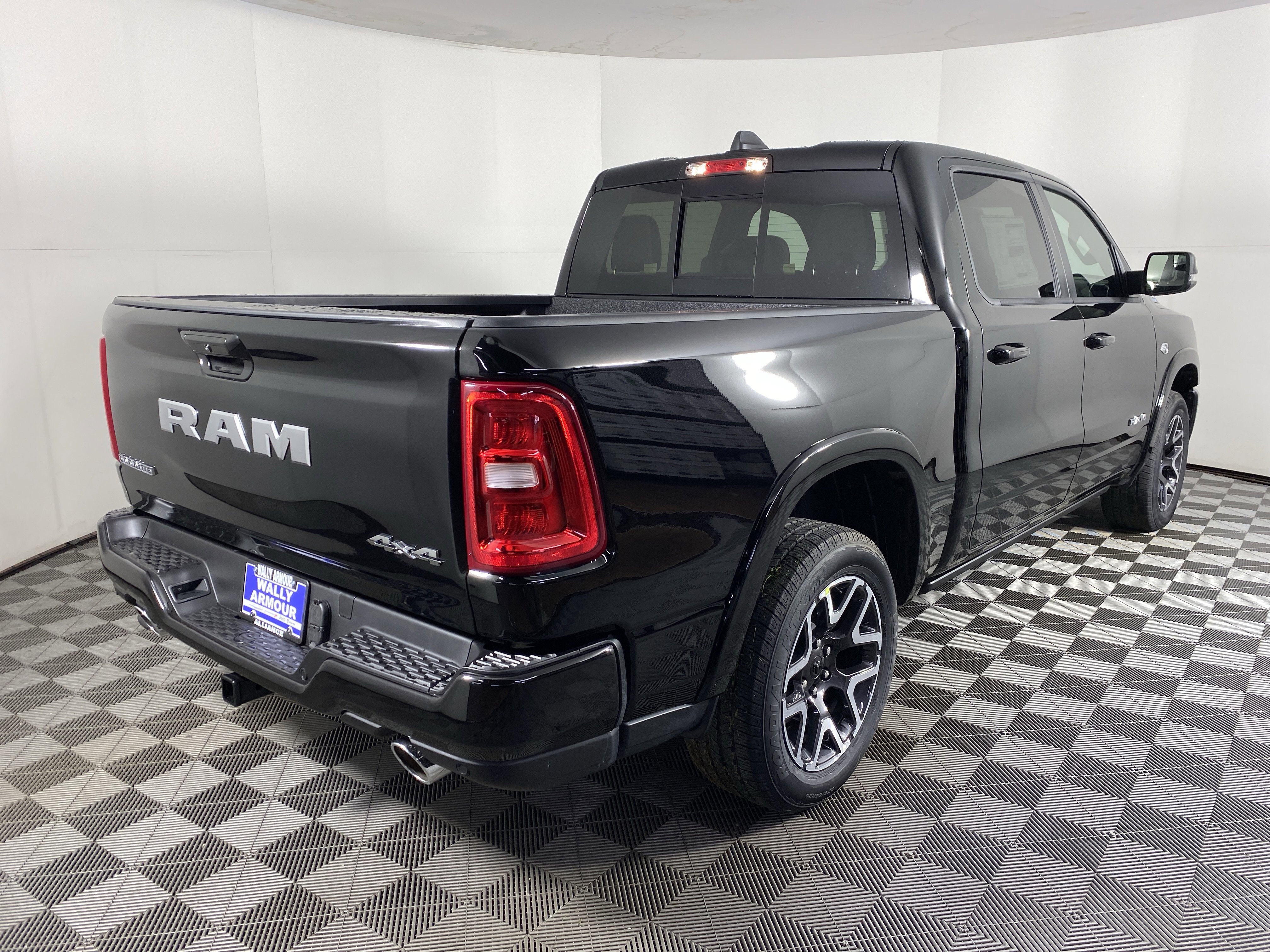 New 2026 RAM 1500 Laramie w/ Laramie Preferred Package image 8