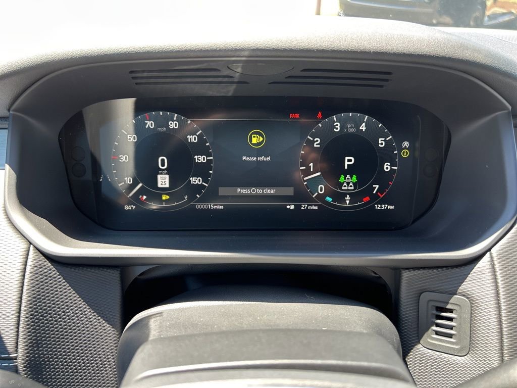 New 2025 Land Rover Discovery Dynamic SE image 27